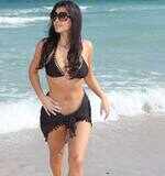 Kim's 'naked' yoga sent Kris packing! 