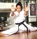 B'wood action girl Neetu Chandra!