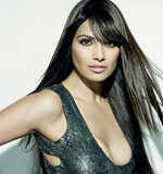 Bipasha turns a year older