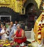 Kajol, Ajay visit Shirdi