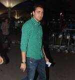 Imran spotted @ Mumbai Airport